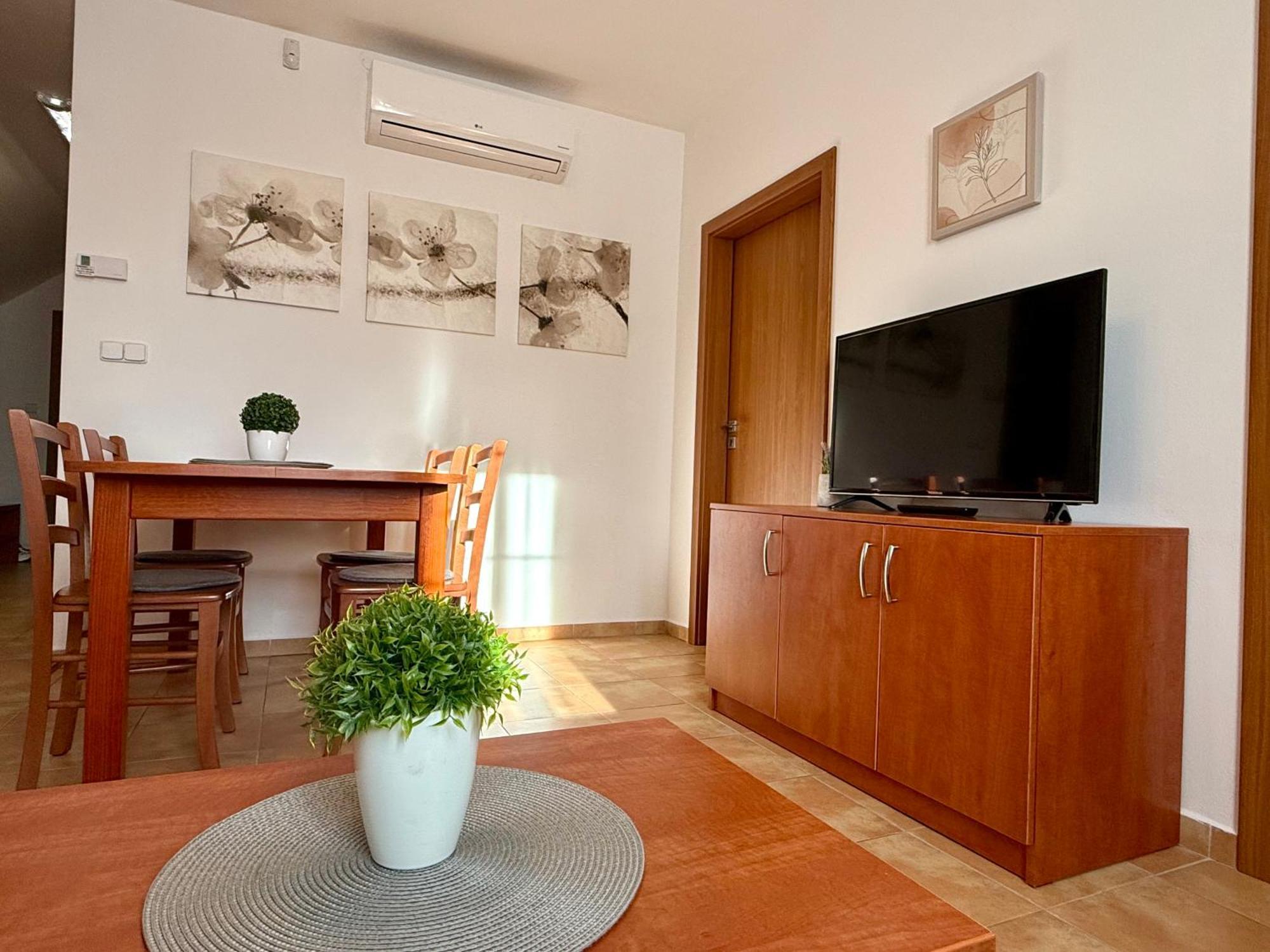 Penzion U Zameckeho Parku トレボン 部屋 写真